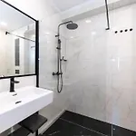 아파트 Mariva Luxury