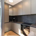 아파트 Mariva Luxury *