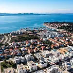 아파트 Mariva Luxury